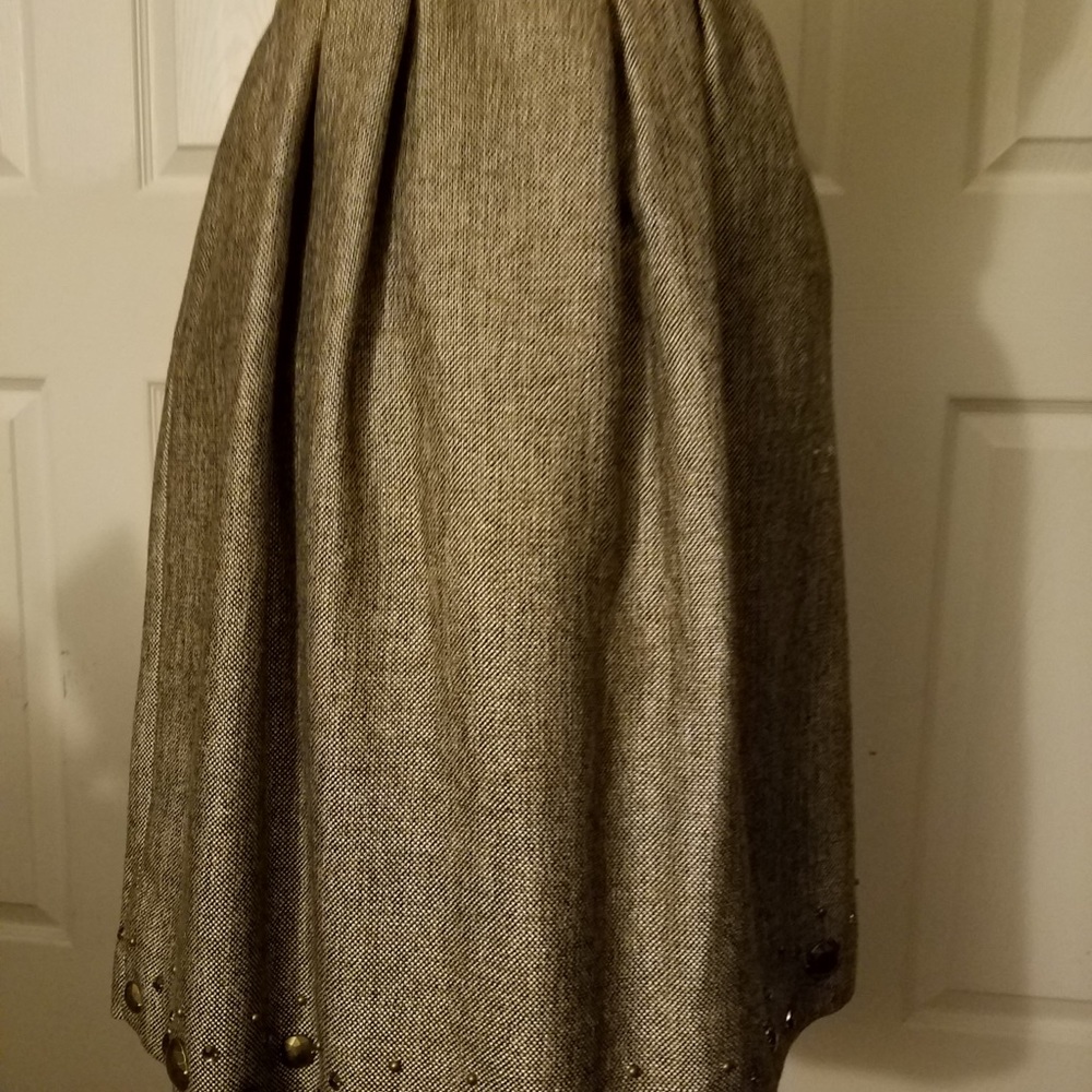 Micheal Kors Skirt Size 2. - Picture 5 of 6